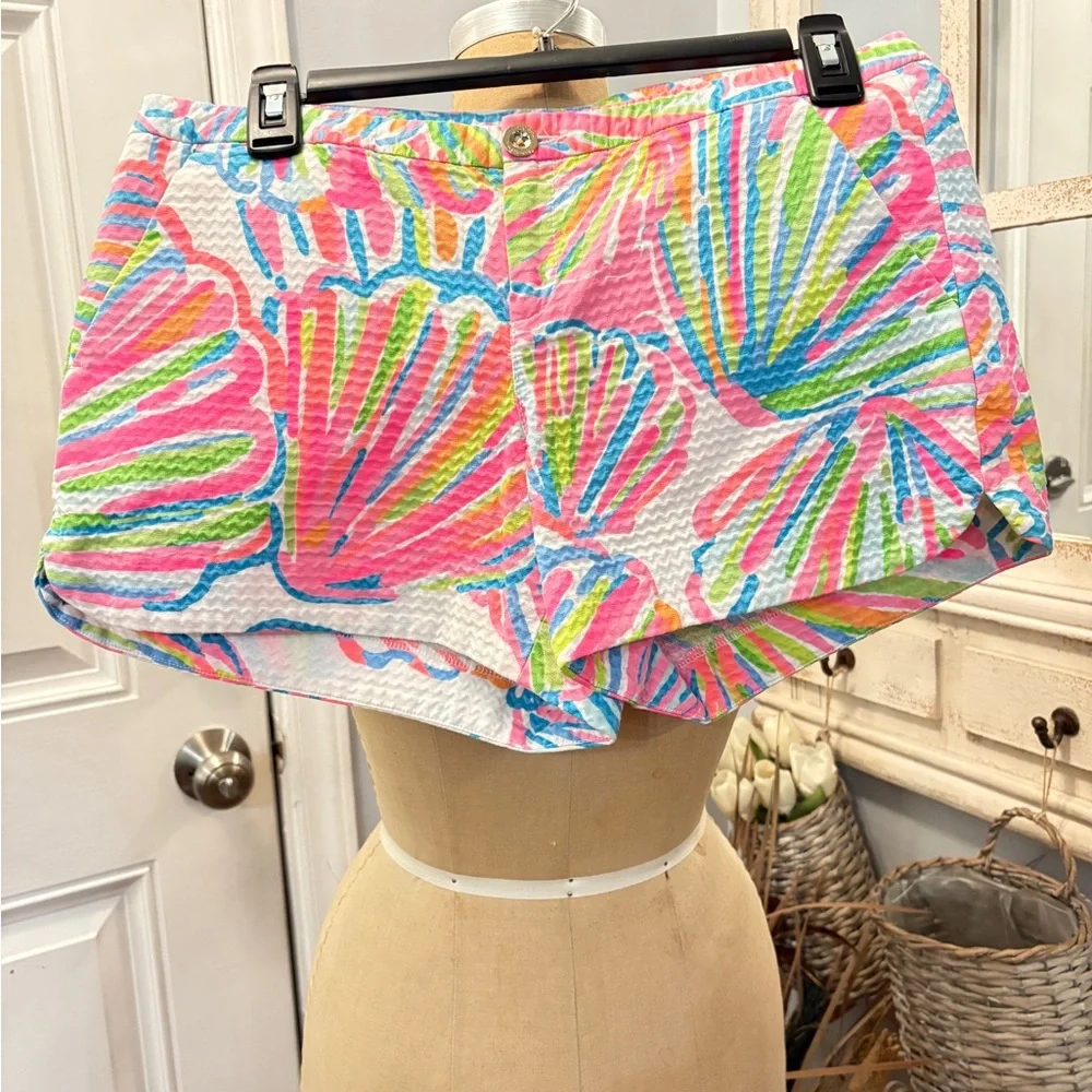Lilly Pulitzer Pink‎ and Green Patterned Shorts 4 Preppy Ivy League Rich Girl